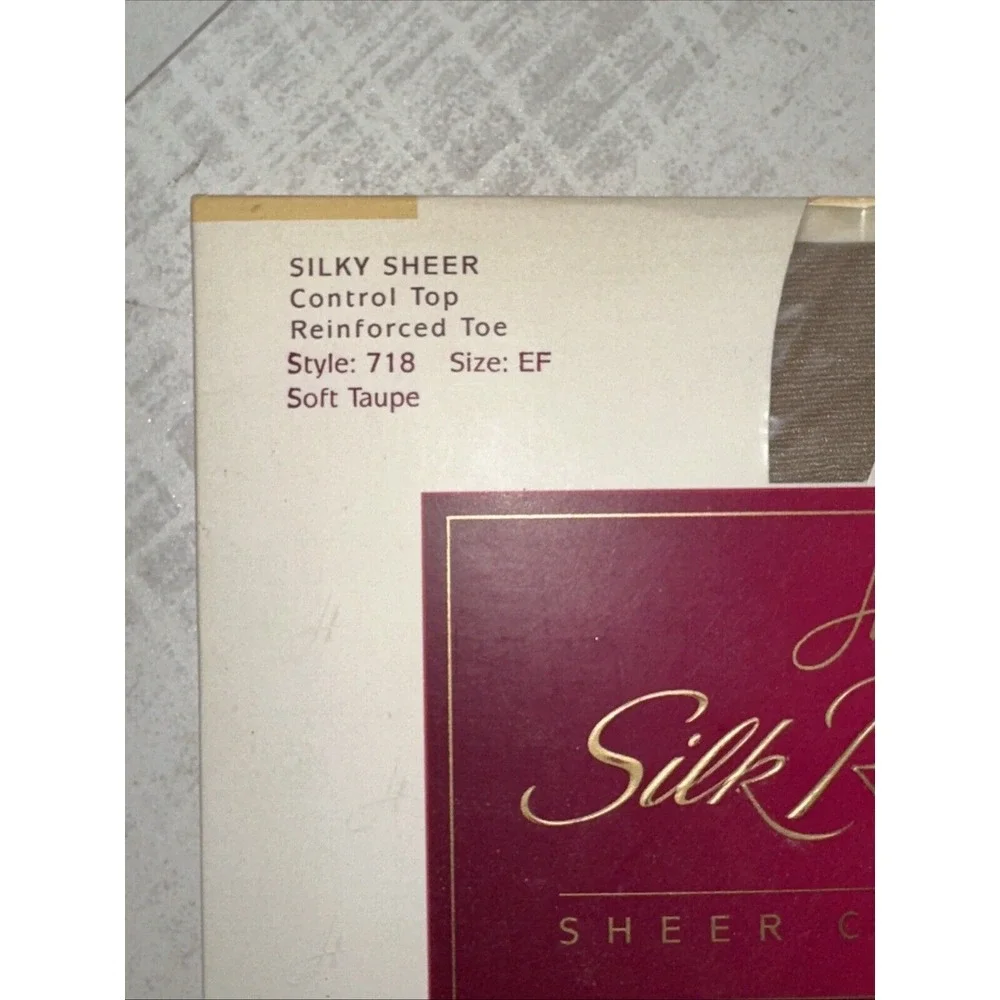 VTG Pantyhose Silky Sheer Hanes‎ Silk Reflections Size EF Soft Taupe Style 718